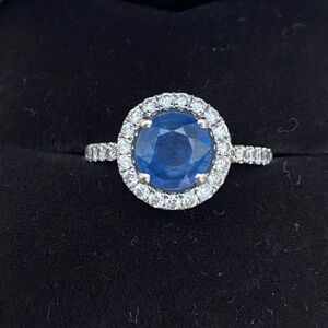 Sri Lianka  Sapphire & Diamond  Women's Ring
